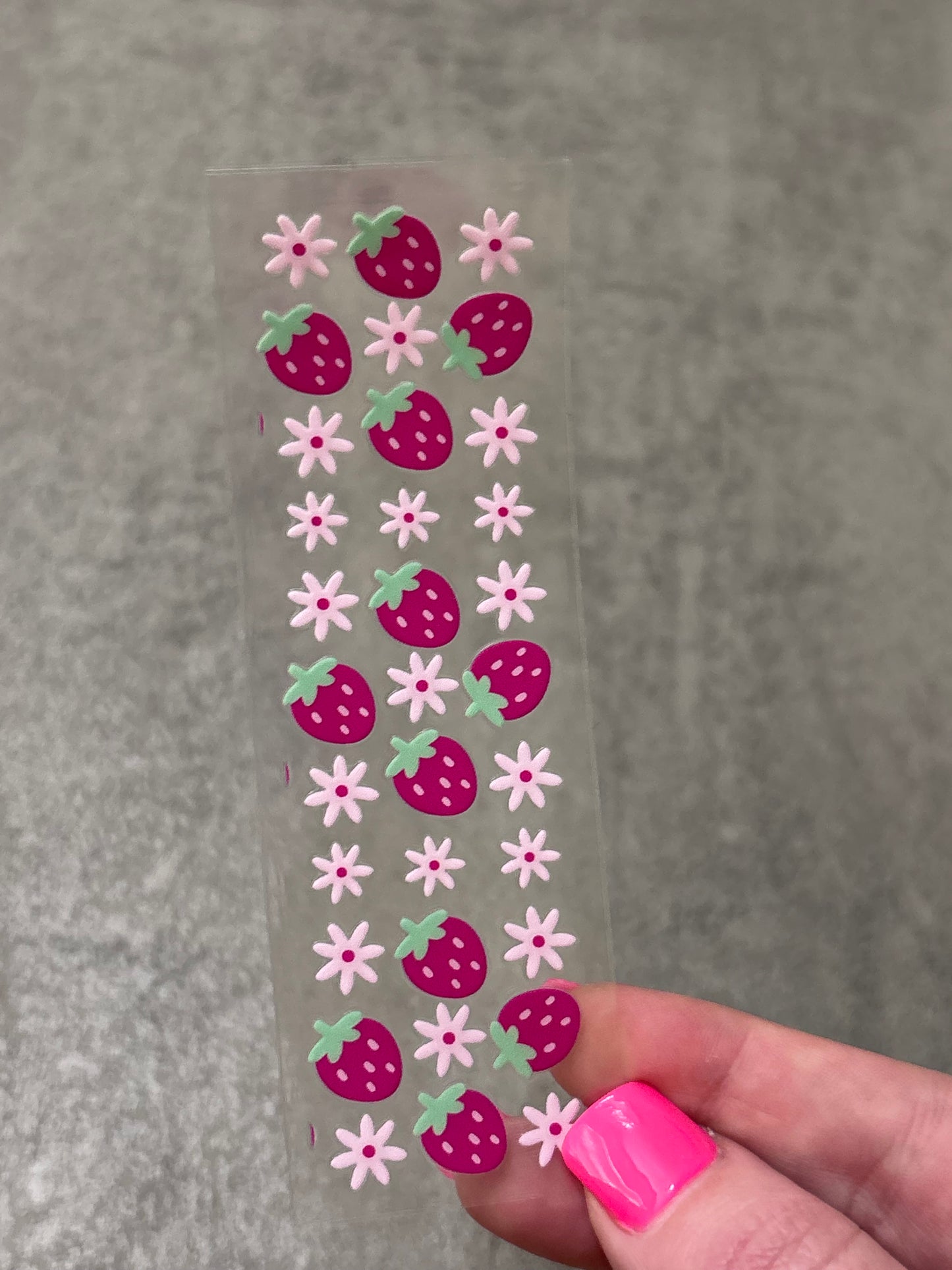 UVDTF Pen Wrap- Strawberries